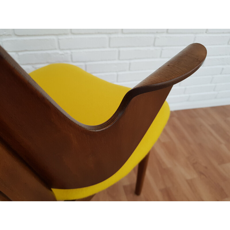 Vintage armchair yellow model 107 by Hans Olsen 1960