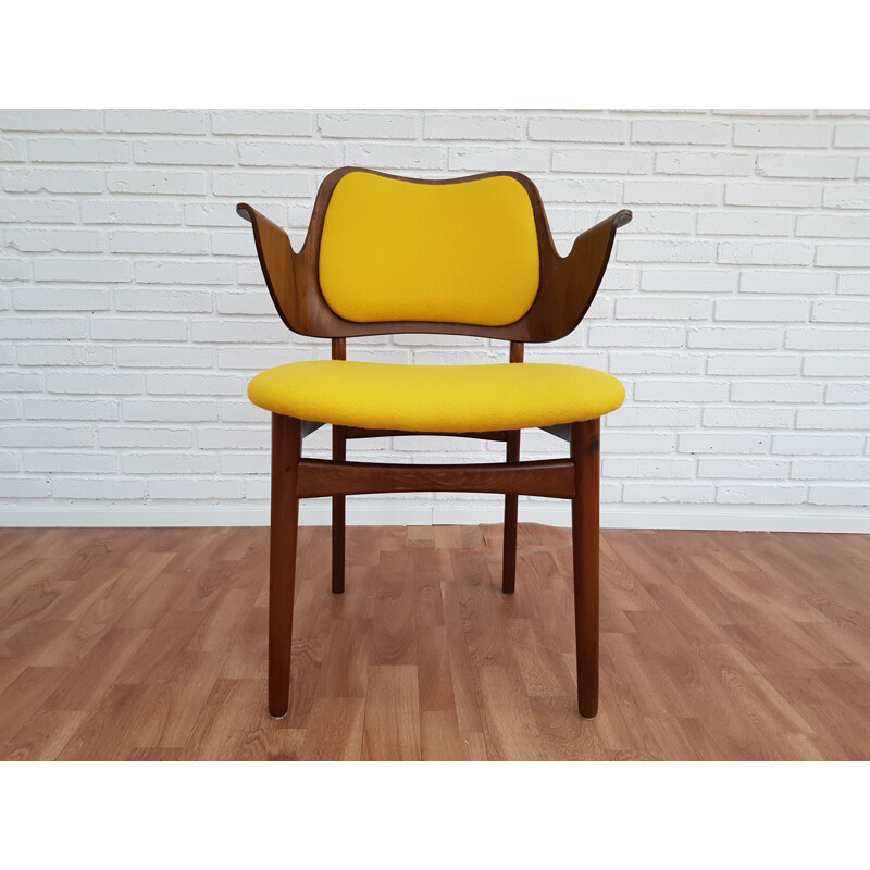 Vintage armchair yellow model 107 by Hans Olsen 1960