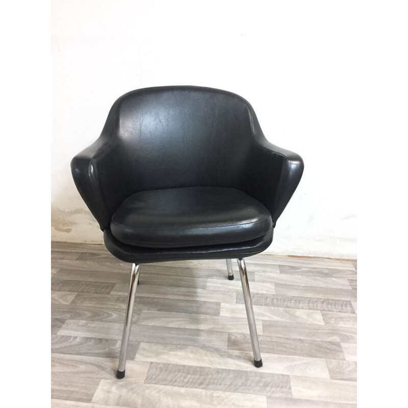 Vintage office armchair in black leatherette and chrome 1970