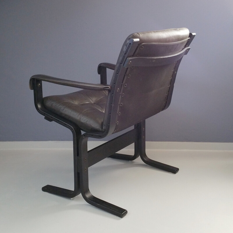 Vintage Siesta armchair for Westnofa in black leather and beechwood 1960