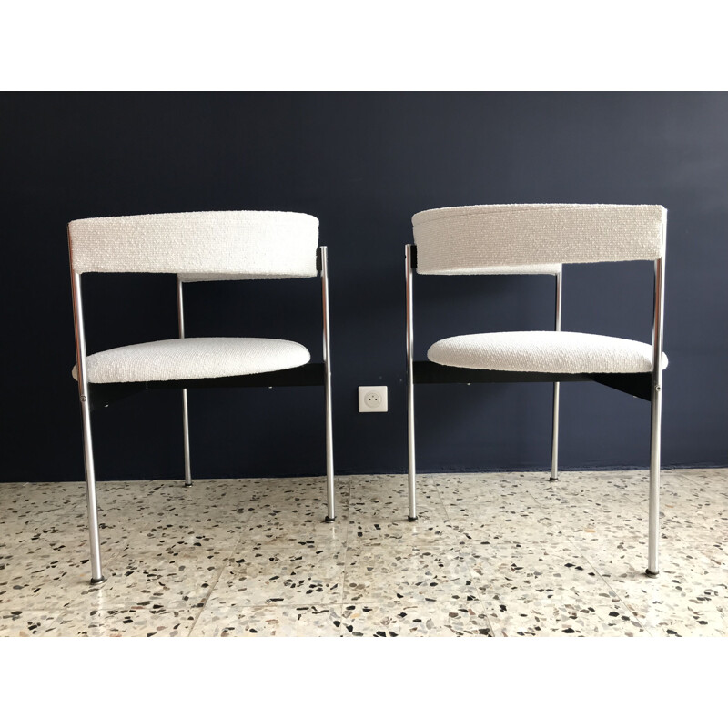 Witte fauteuil van stof en metaal voor Idealheim 1960