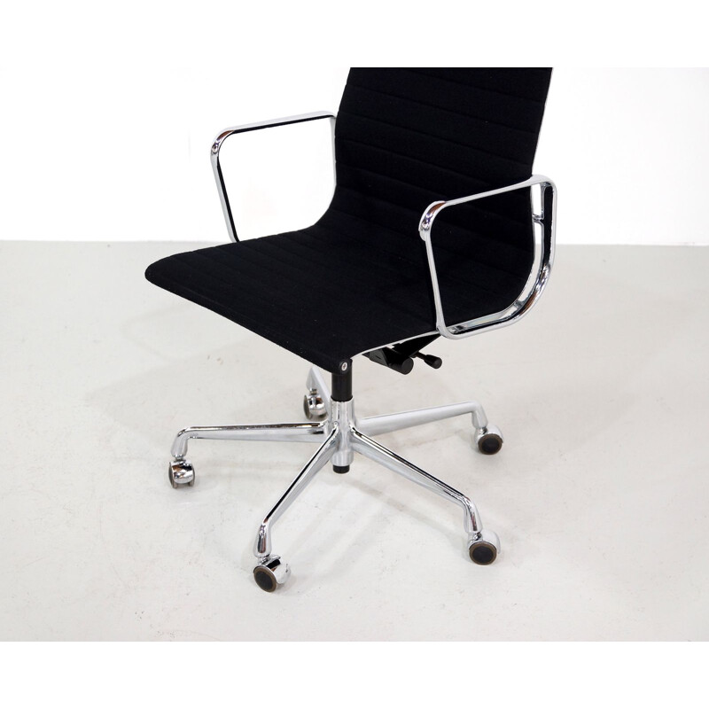 Vintage EA 119 office chair by Eames for Vitra in black fabric and aluminium 1990