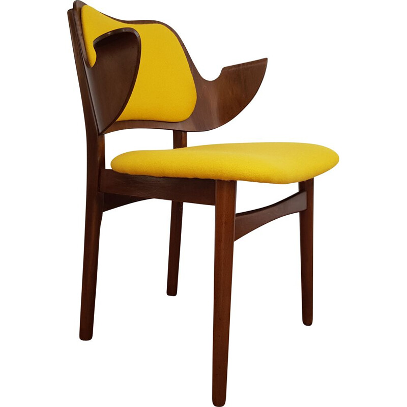 Vintage armchair yellow model 107 by Hans Olsen 1960