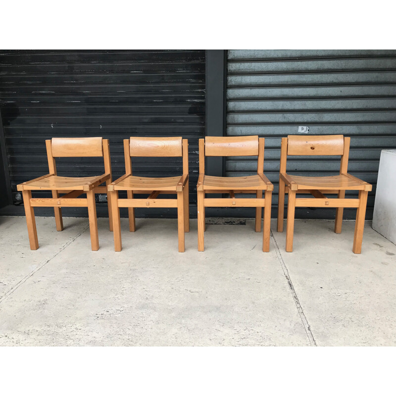 Set of 4 vintage chairs TRYBO