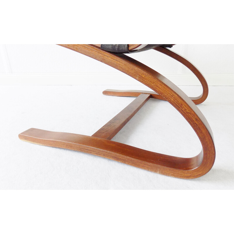 Vintage lounge chair Kengu by Elsa and Nordahl Solheim for Rykken Norway 1960s