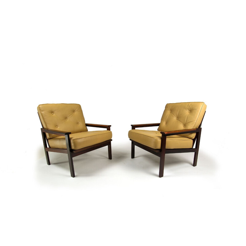 Ensemble de 2 fauteuils vintage et repose-pied par Illum Wikkelso pour Niels Eilersen, danois années 1960