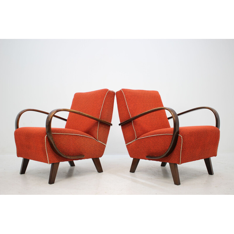 2 vintage armchairs by Jindřich Halabala,1950