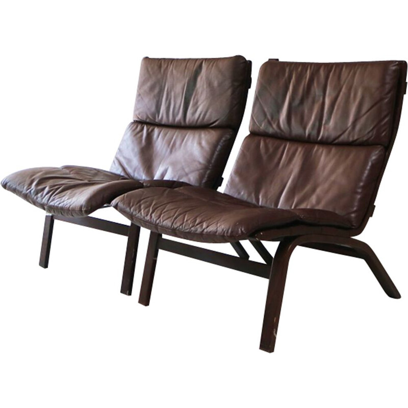 Vintage danish lounge chair in brown leather and beechwood 1960