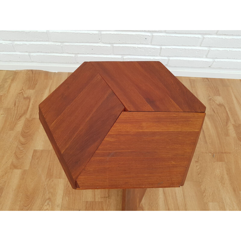 Vintage side table in teak 1970