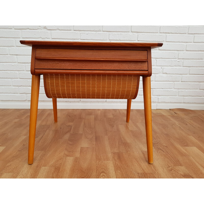 Vintage desk in teak 1960