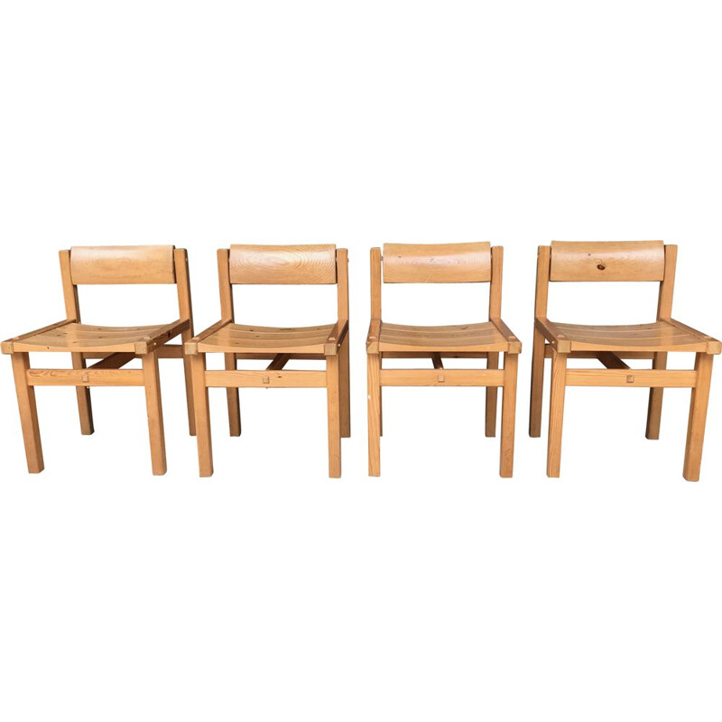 Set of 4 vintage chairs TRYBO