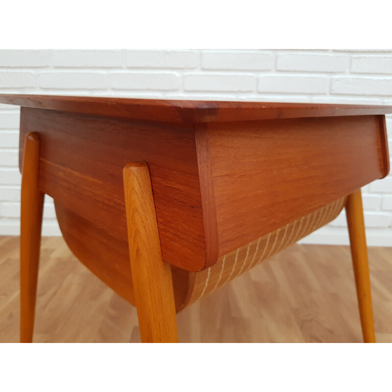 Vintage desk in teak 1960