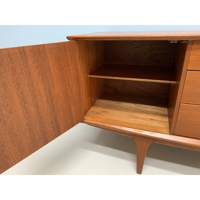 Vintage english sideboard for Yentique in teakwood 1960