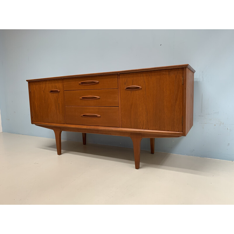 Vintage english sideboard for Yentique in teakwood 1960