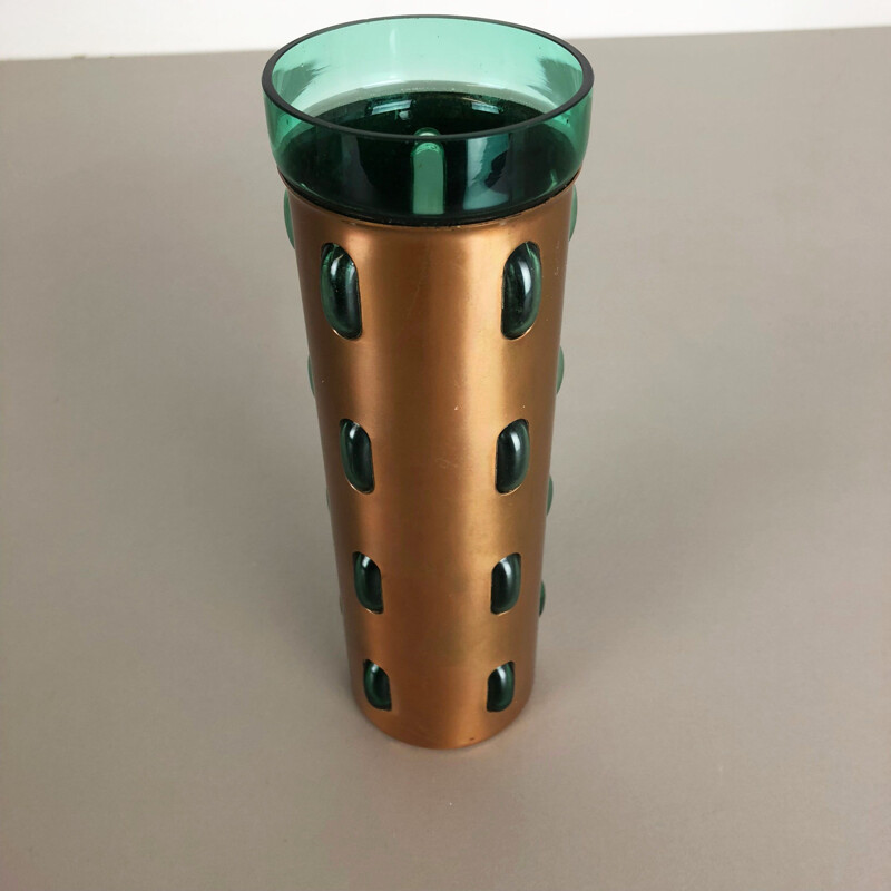 Cylindrical vintage vase in green glass and copper by Nanny Still for Raak,1970