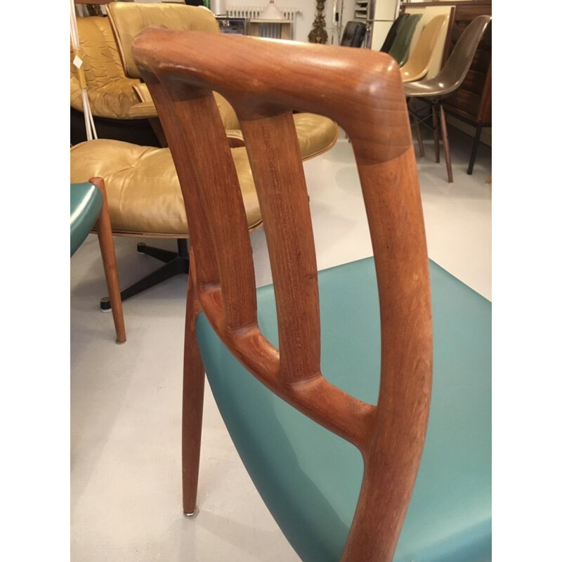 Set of 10 vintage teak chairs by Niels Moller