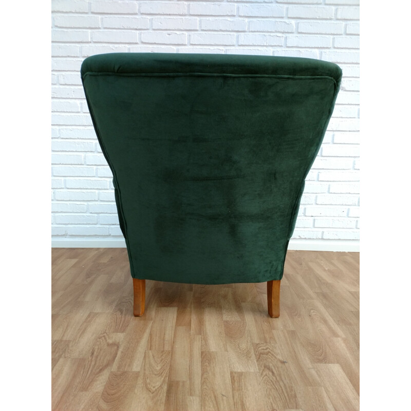 Danish armchair in green velvet and beech