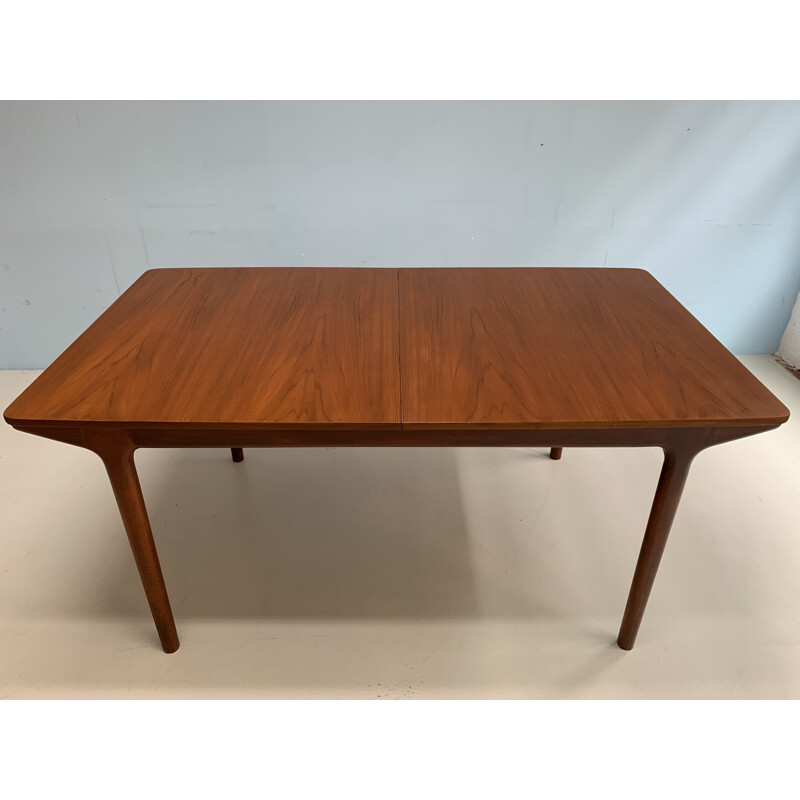 Vintage Mcintosh dining table in teakwood 1960