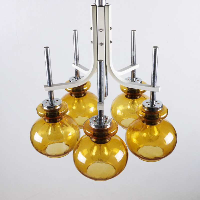 Lampadario vintage in vetro giallo e metallo, 1960