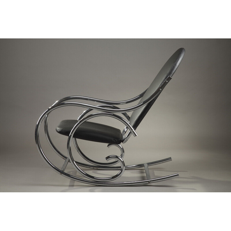 Rocking chair vintage français en métal et simili cuir noir 1950