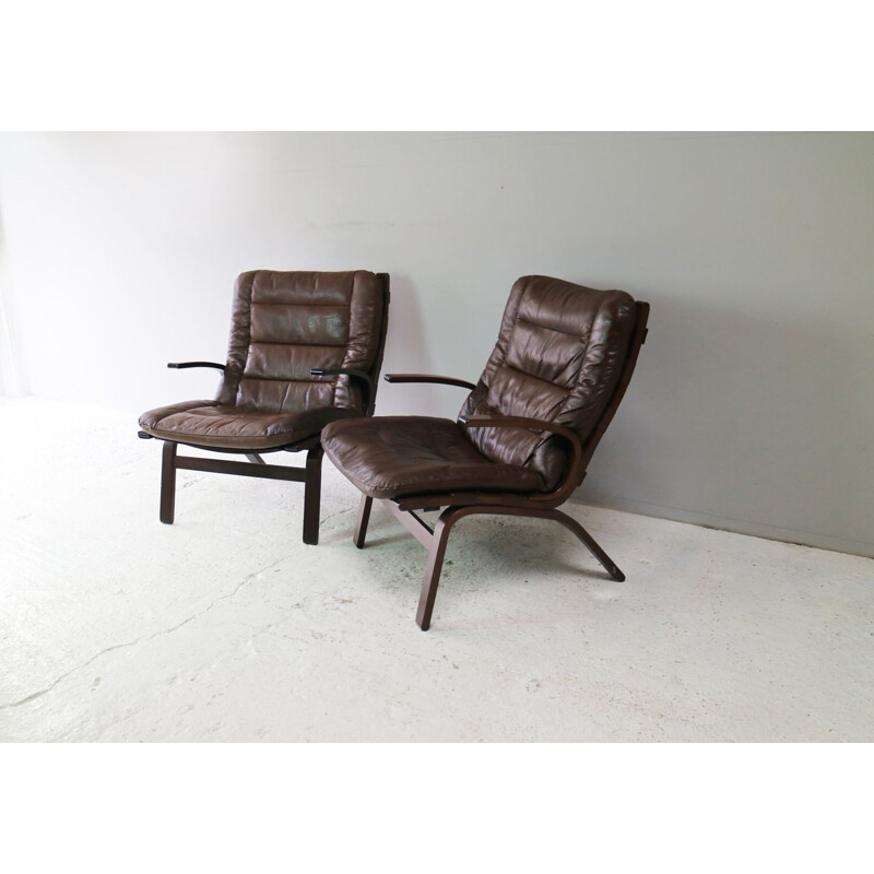 Set of 2 vintage danish armchairs in brown leather and bentwood 1960