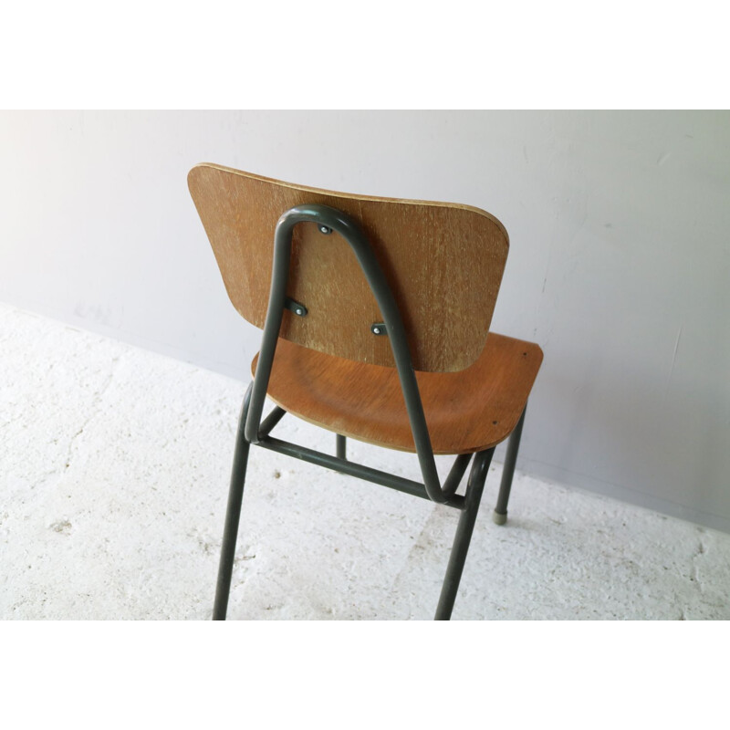 Chaise vinage danoise empilable en bois courbé 1960