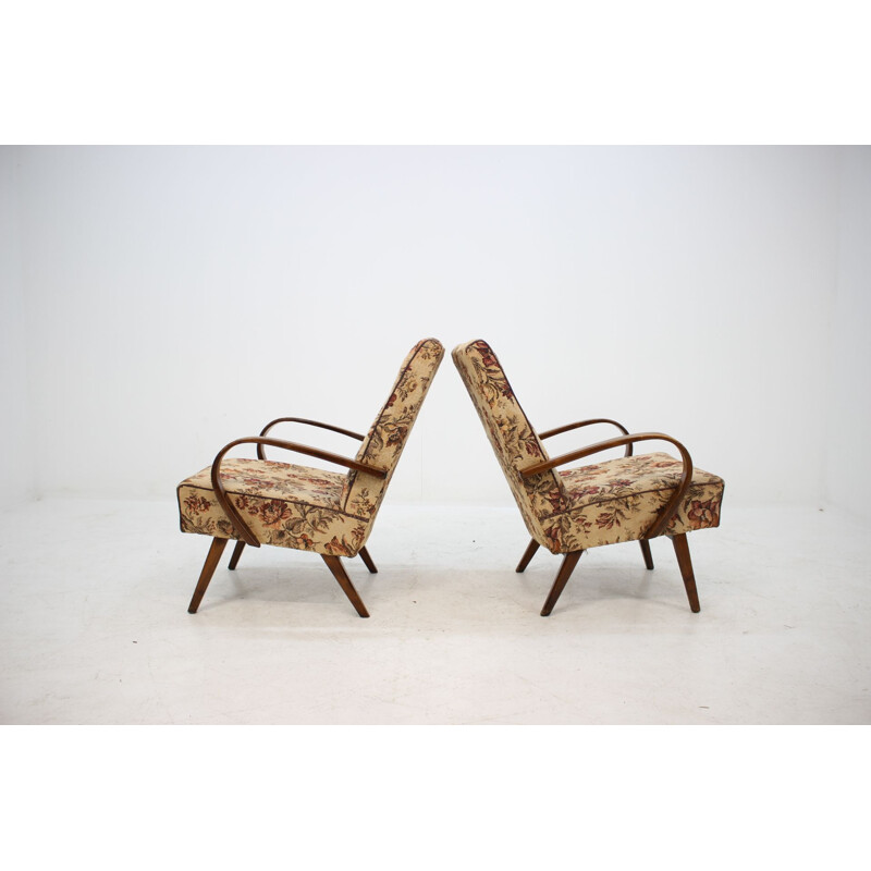 Paire de fauteuils vintage par Jindřich Halabala années 1960