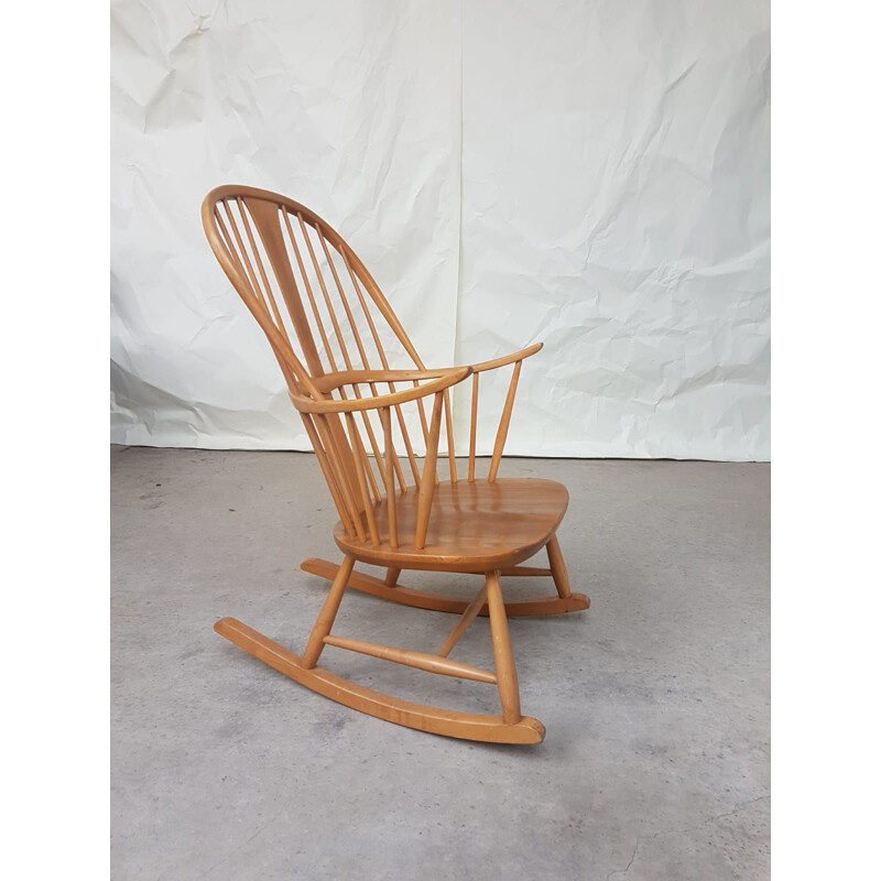 Vintage elm tree Rocking Chair by Ercol 1970