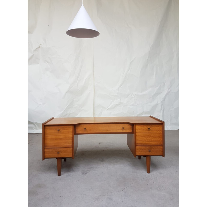 Vintage desk in walnut 1960