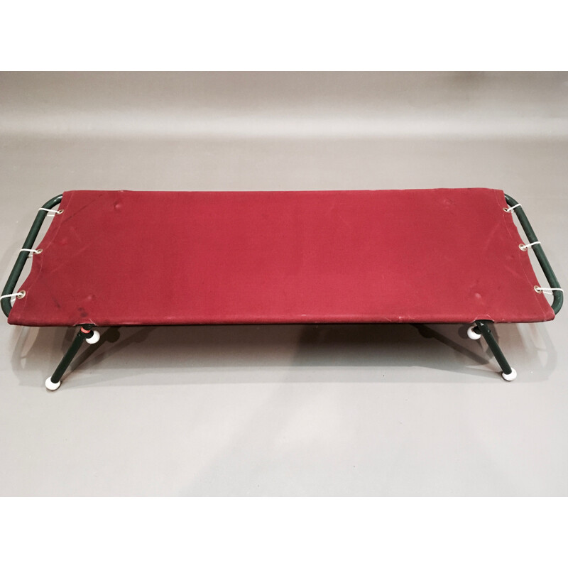 Set of 10 vintage daybeds in metal and red fabric 1950