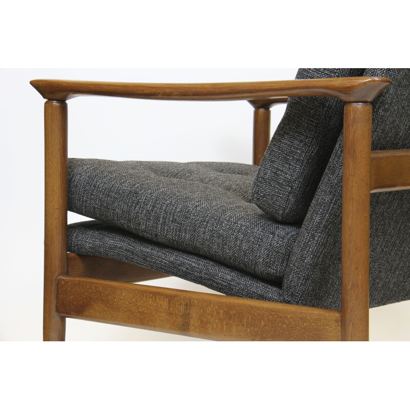 Fauteuil en hêtre et tissu gris, Edmund HOMA - 2000