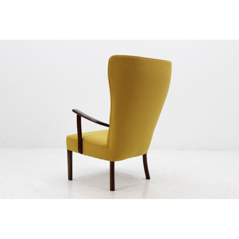 Vintage danish armchair by Fritz Hansen in yellow fabric 1960