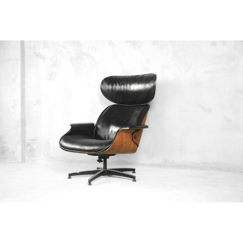 Vintage Mr Chair swivel lounge chair for Plycraft in walnut and metal 1960