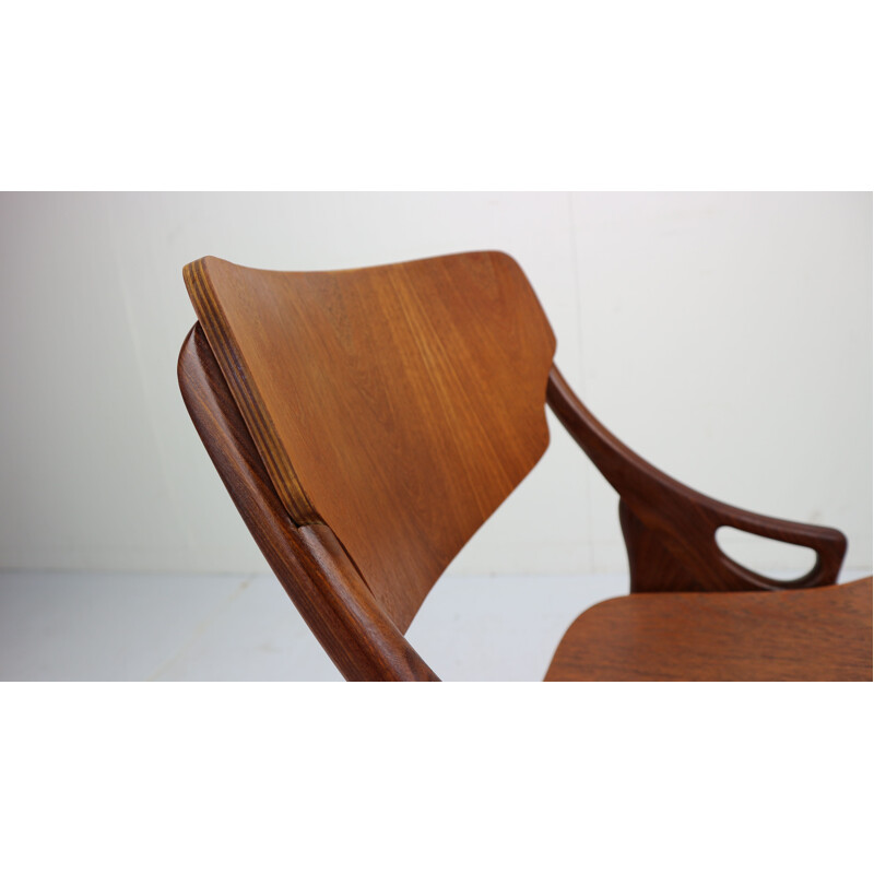 Set of 4 vintage dining chairs in teak model 71 by Arne Hovmand Olsen for Mogens Kold Denmark, 1960s
