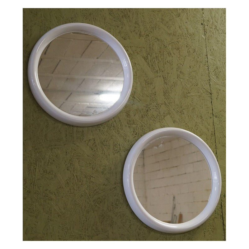 Vintage pair of mirrors in white plastic - 1970s