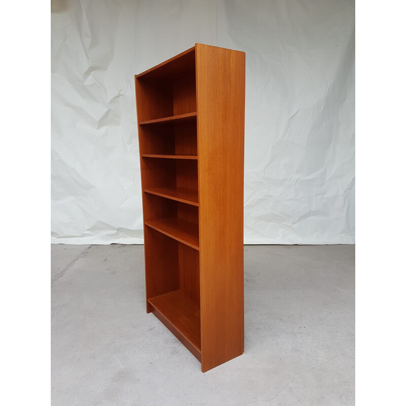 Vintage Danish shelf by UP from the 70s