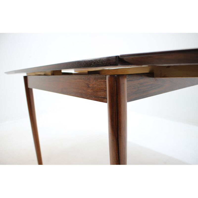 Vintage Danish palisander extendable table