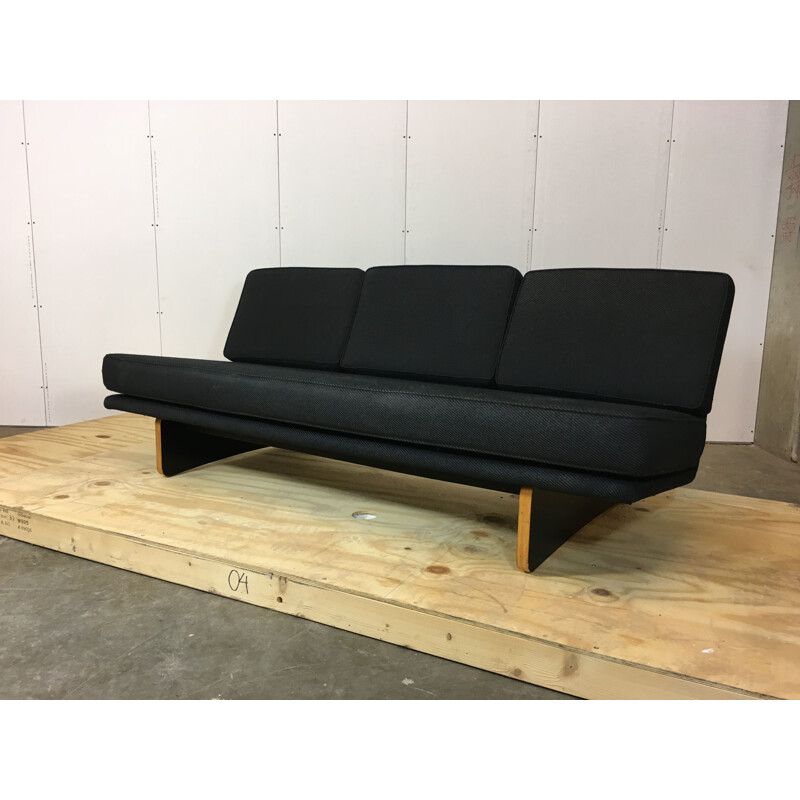 Vintage zwarte sofa 671 van Kho Liang Ie voor Artifort