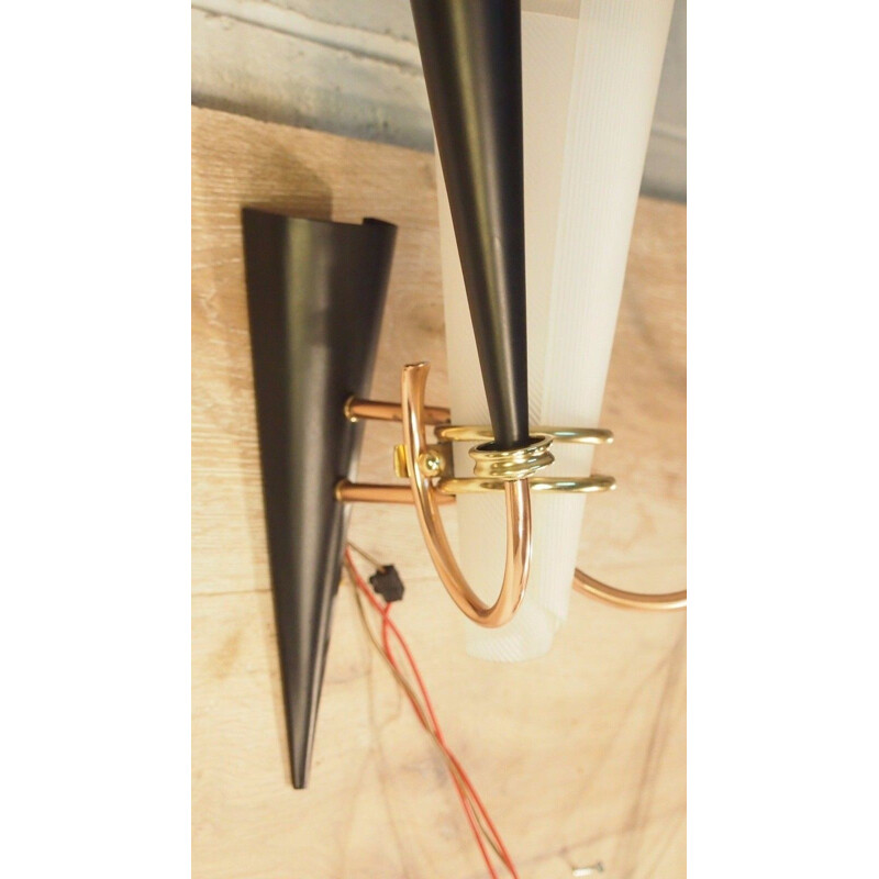 Paar vintage wandlampen in metaal, perspex messing van Lunel