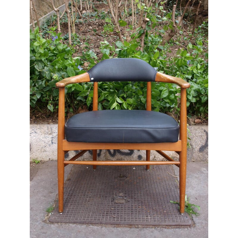 Scandinavian armchair in wood and black leather - 1960s