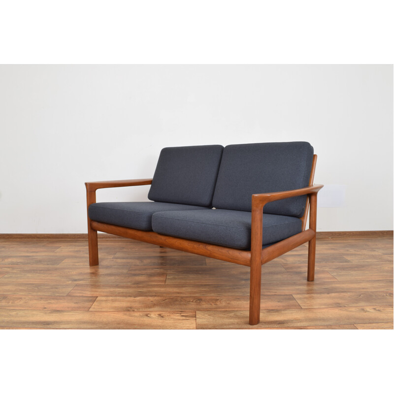 Vintage 2 seaters Sofa by Sven Ellekaer for Komfort 1960s