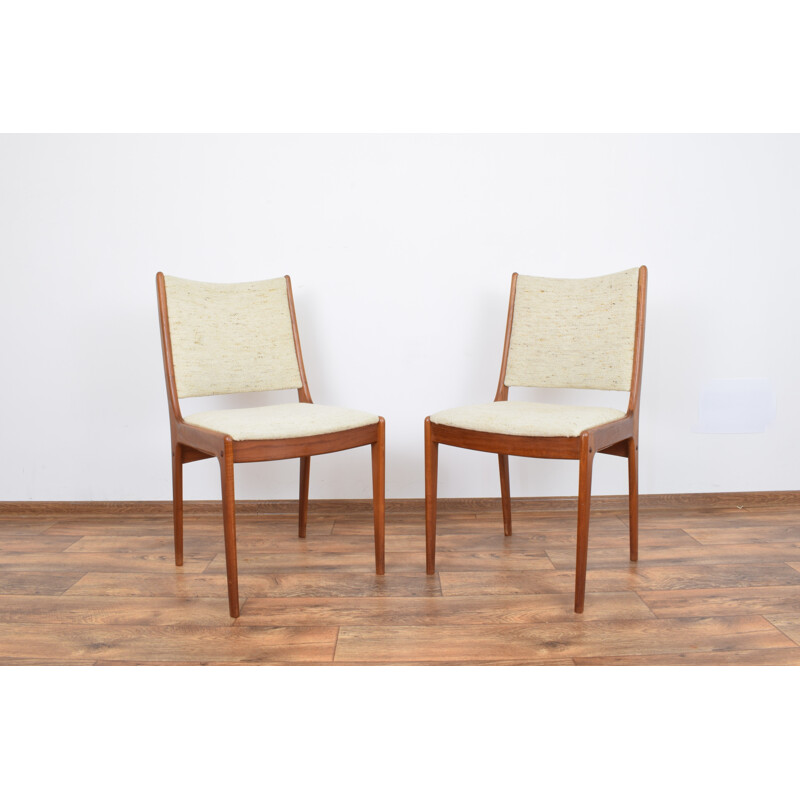 Set of 2 vintage Teak Chairs by Johannes Andersen 1960s 