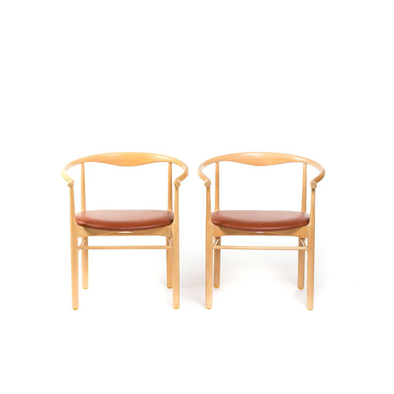 Conjunto de 2 cadeiras de vindima em madeira de faia clara