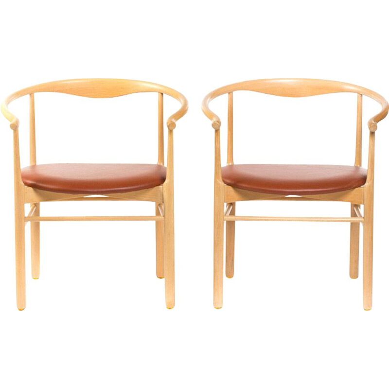 Conjunto de 2 cadeiras de vindima em madeira de faia clara