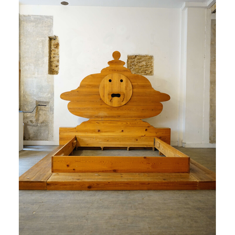 Vintage bed frame Bocca della verità in pine and steel by Mario Ceroli for Poltronova, Italy 1974