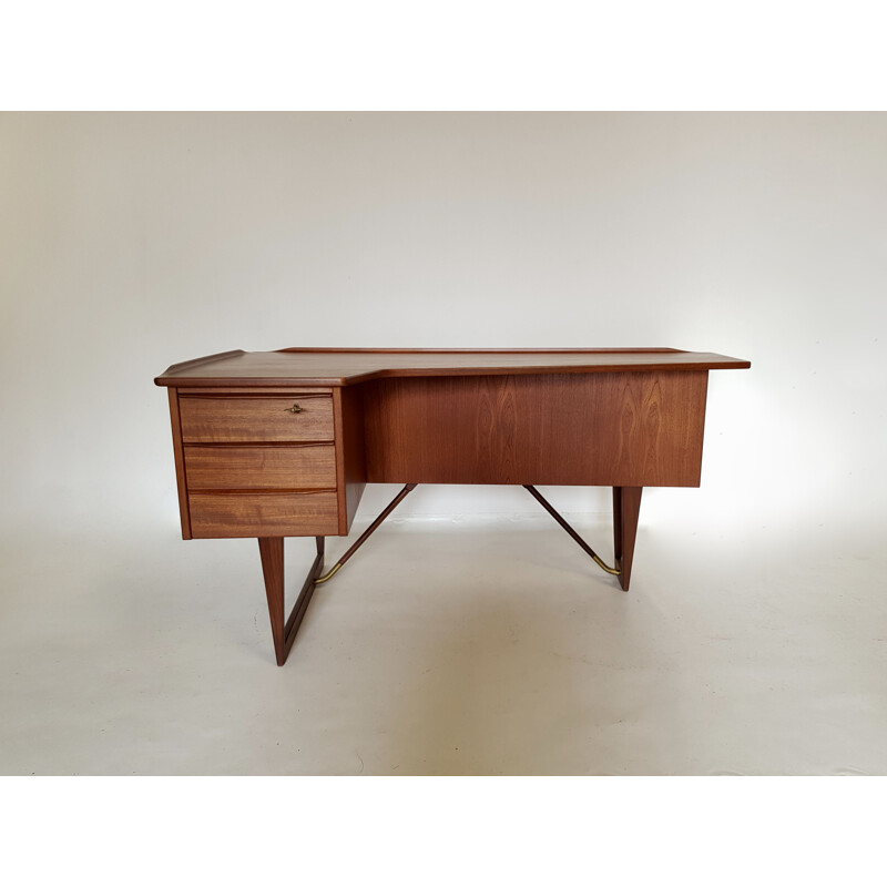 Vintage desk model Boomerang by Peter Lovig Nielsen Scandinavian 1960