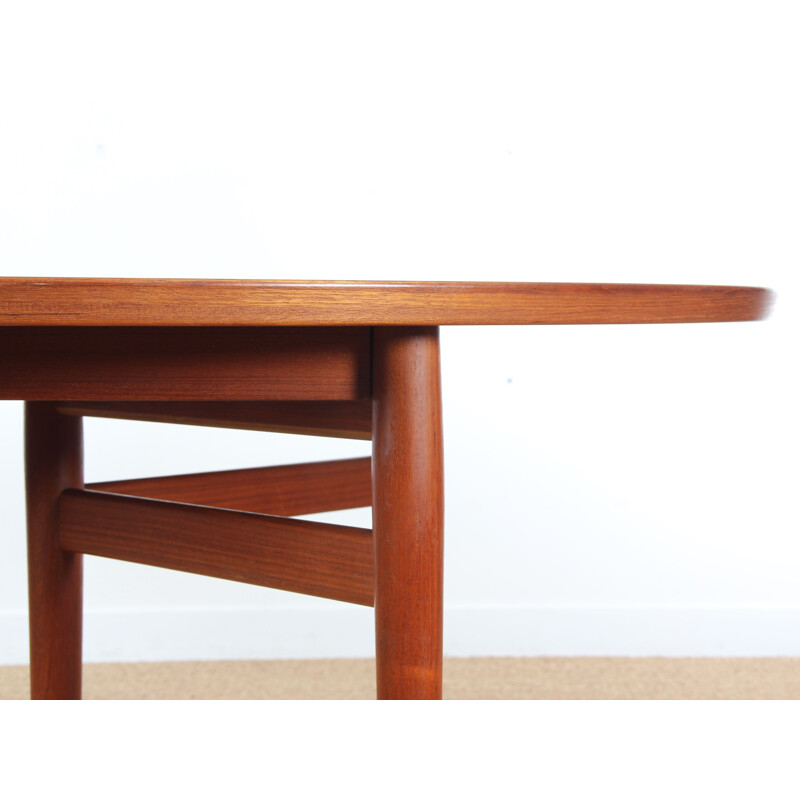 Vintage dining table model 212 Scandinavian teak by Arne Vodder for Sibast Furniture 1950s