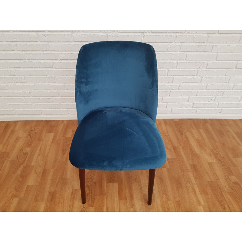 Vintage beukenhouten en blauw fluwelen fauteuil, 1960