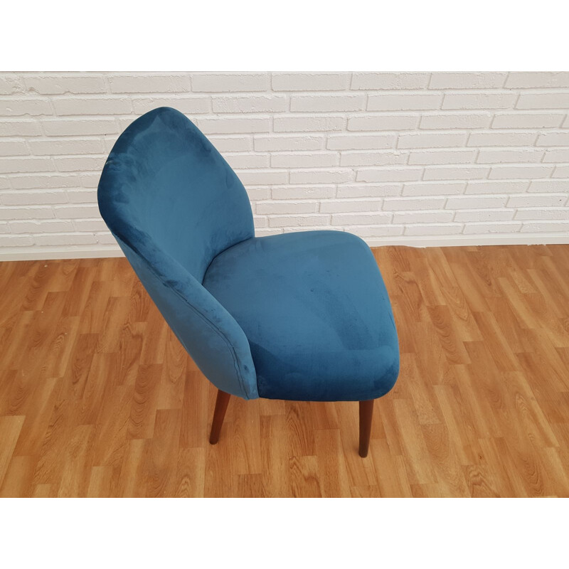 Vintage beech and blue velvet armchair, 1960