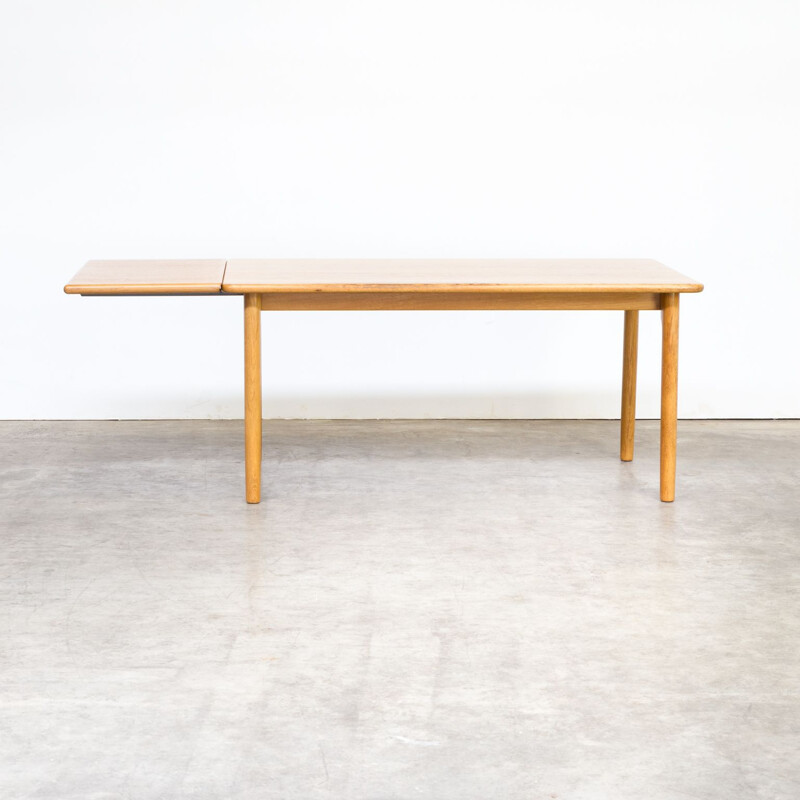 Vintage dining table drop leaf in oak Kurt østervig for KP Mobler 1970s